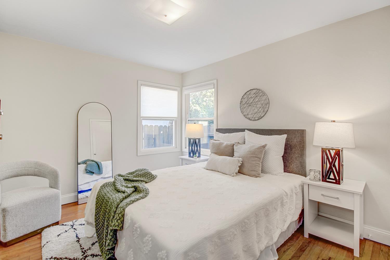 Detail Gallery Image 27 of 48 For 5960 12th Ave, Sacramento,  CA 95820 - 3 Beds | 1 Baths
