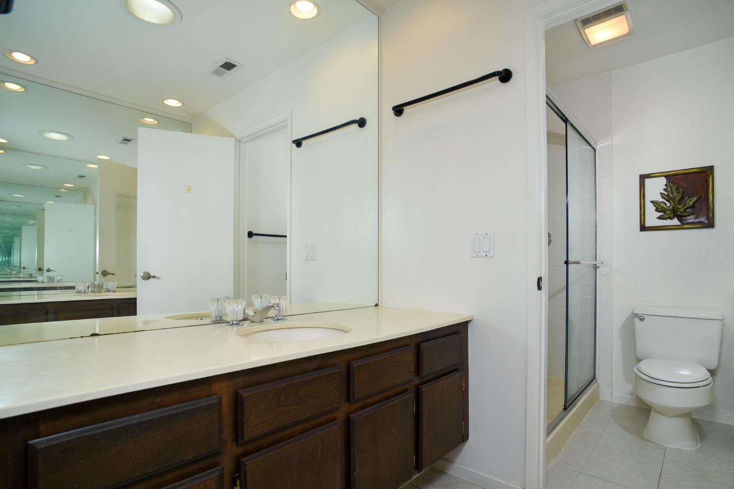 Detail Gallery Image 10 of 30 For 1112 Vanderbilt Way, Sacramento,  CA 95825 - 2 Beds | 2 Baths