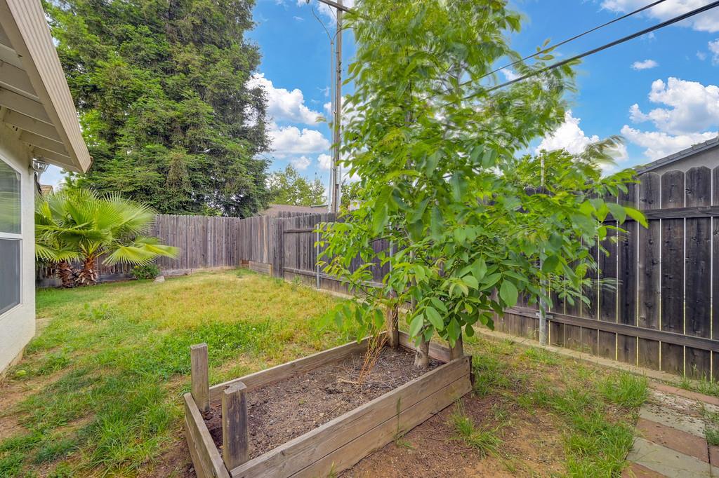 Detail Gallery Image 77 of 78 For 1341 Trevor Ct, Roseville,  CA 95678 - 4 Beds | 2/1 Baths