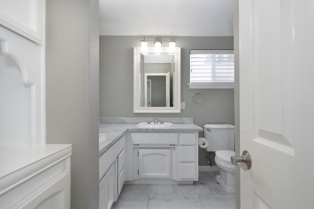 Detail Gallery Image 40 of 74 For 4715 Copperfield Cir, Granite Bay,  CA 95746 - 4 Beds | 3 Baths