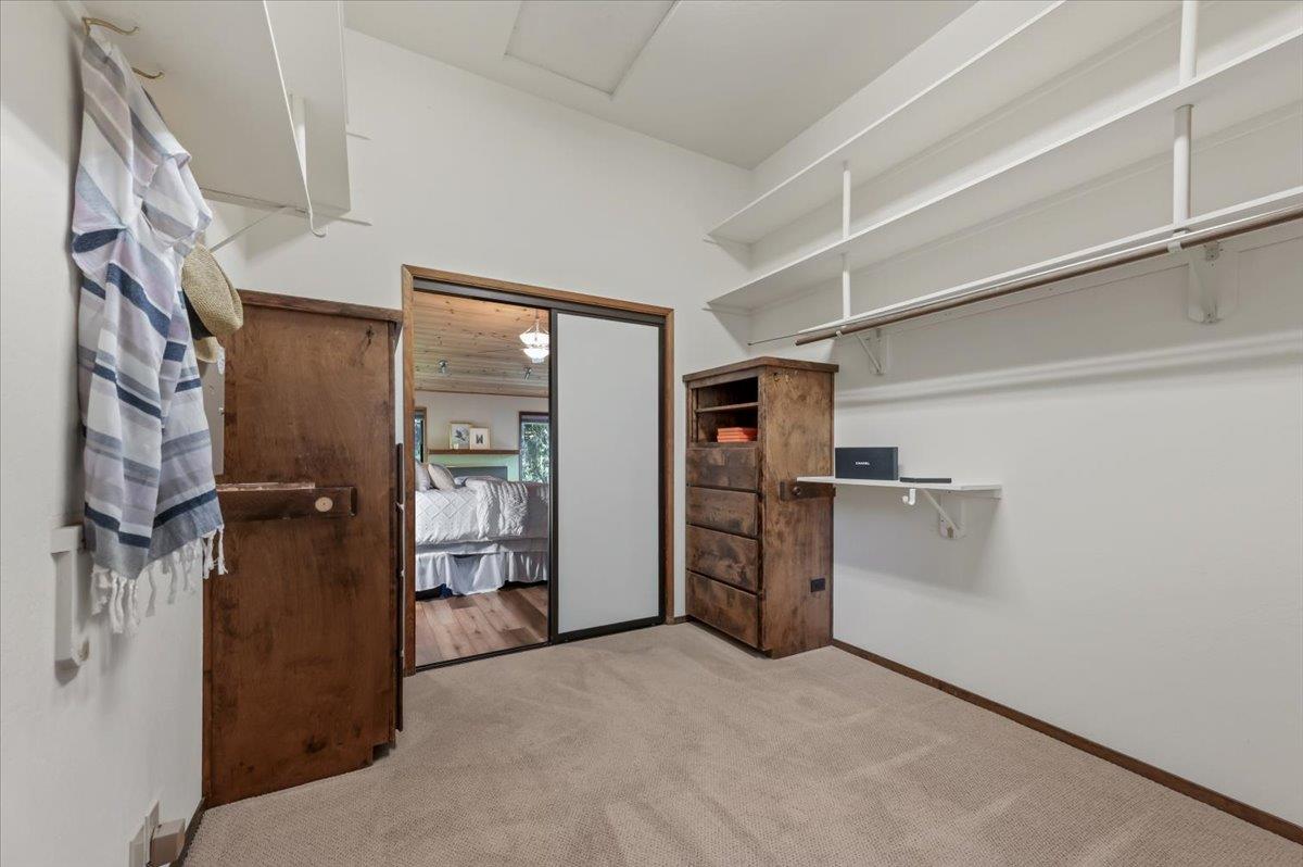 Troy Court, Grass Valley, California image 34