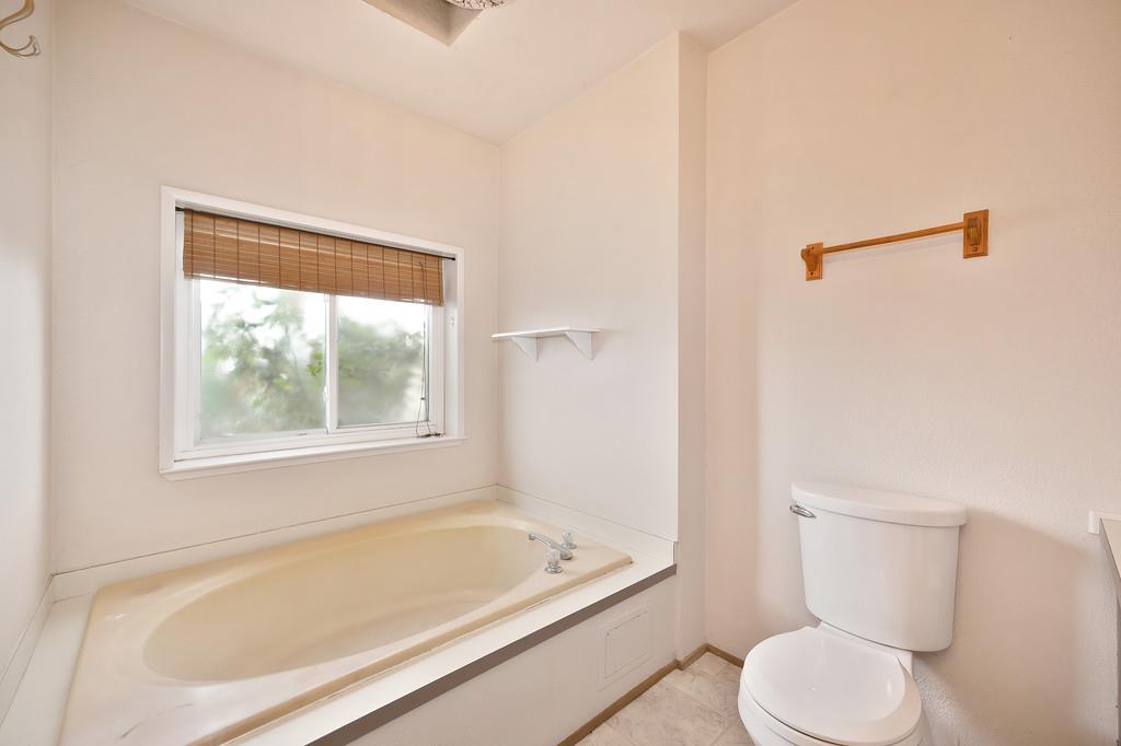 Detail Gallery Image 67 of 87 For 24684 N Watkinson Rd, Acampo,  CA 95220 - 2 Beds | 2 Baths