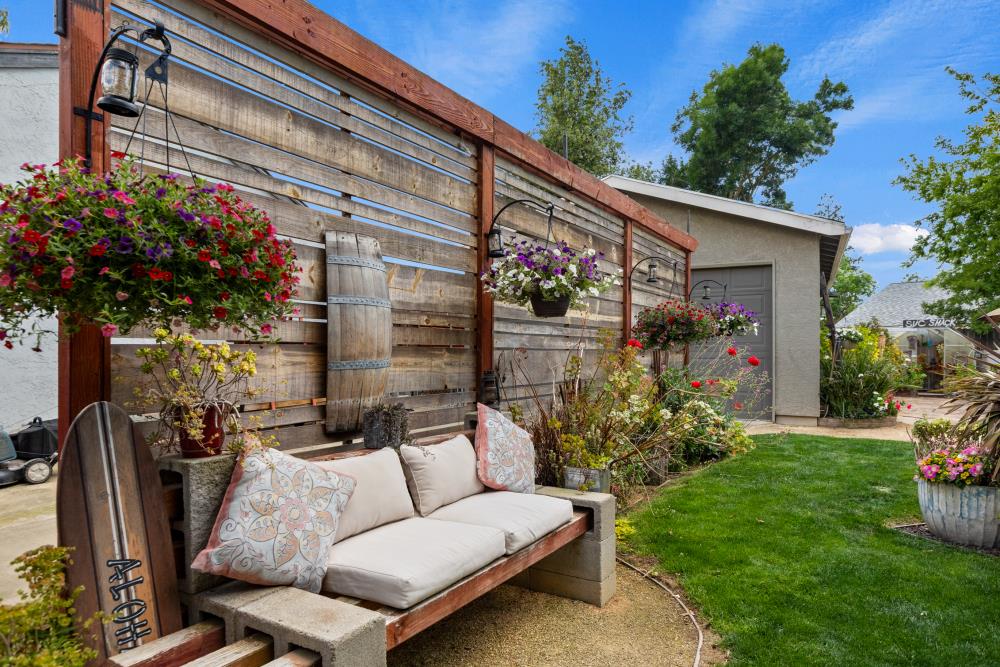 Detail Gallery Image 79 of 99 For 7020 Rathmore Ct, Elk Grove,  CA 95758 - 3 Beds | 2/1 Baths