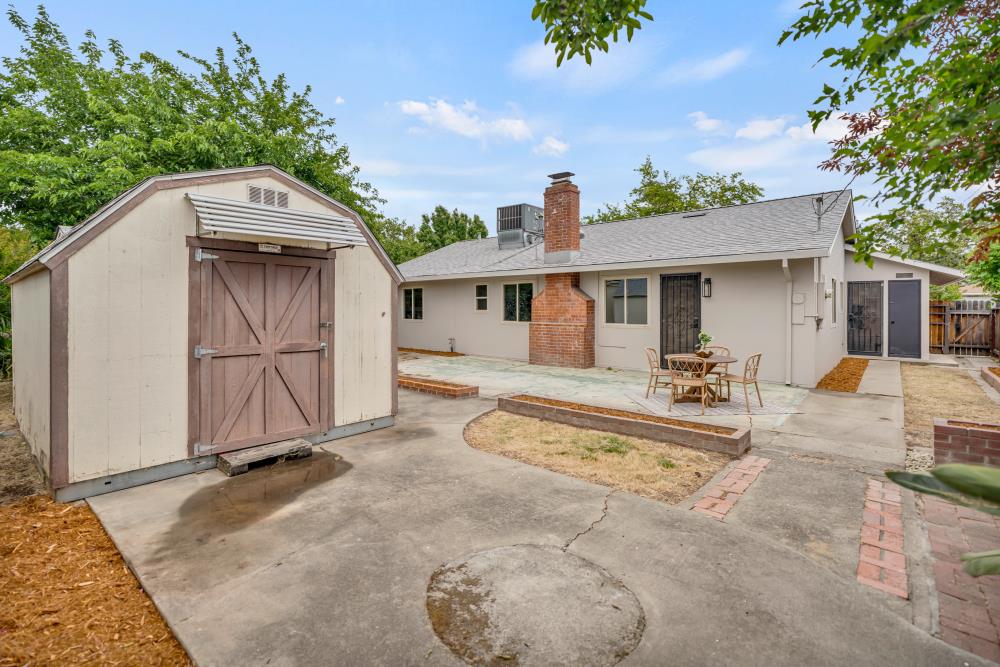 Detail Gallery Image 23 of 26 For 3805 Lankershim Way, North Highlands,  CA 95660 - 3 Beds | 2 Baths