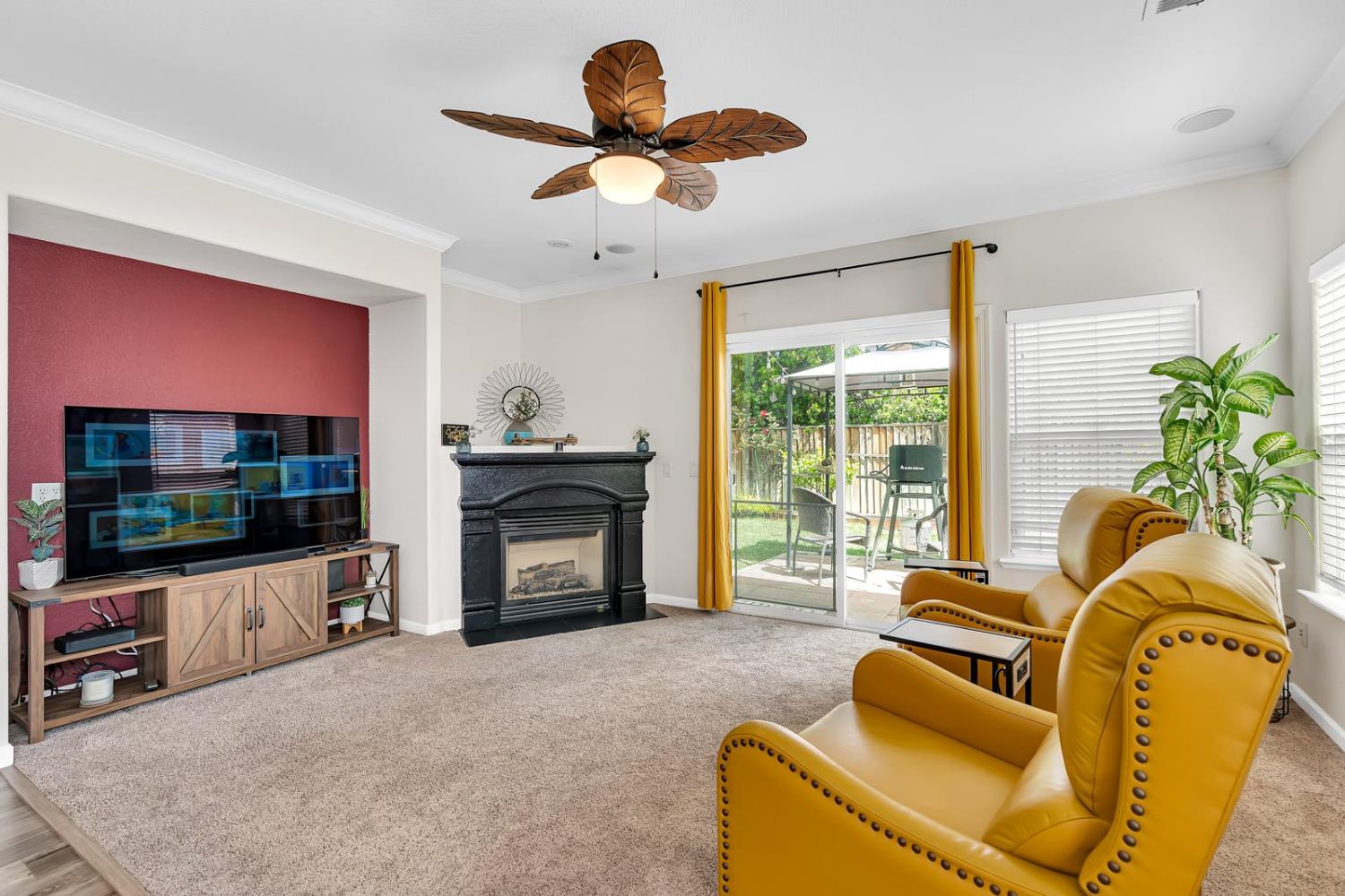 Detail Gallery Image 13 of 48 For 3008 La Vina Cir, Los Banos,  CA 93635 - 3 Beds | 2 Baths