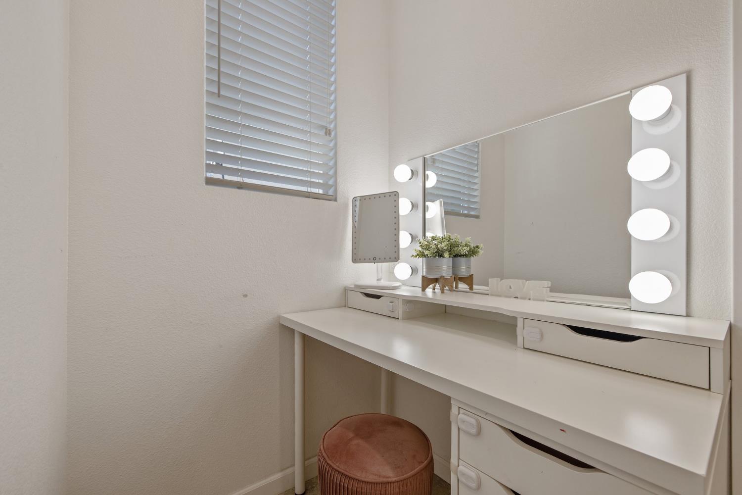 Detail Gallery Image 34 of 45 For 1066 Jade Way, Lemoore,  CA 93245 - 3 Beds | 2 Baths