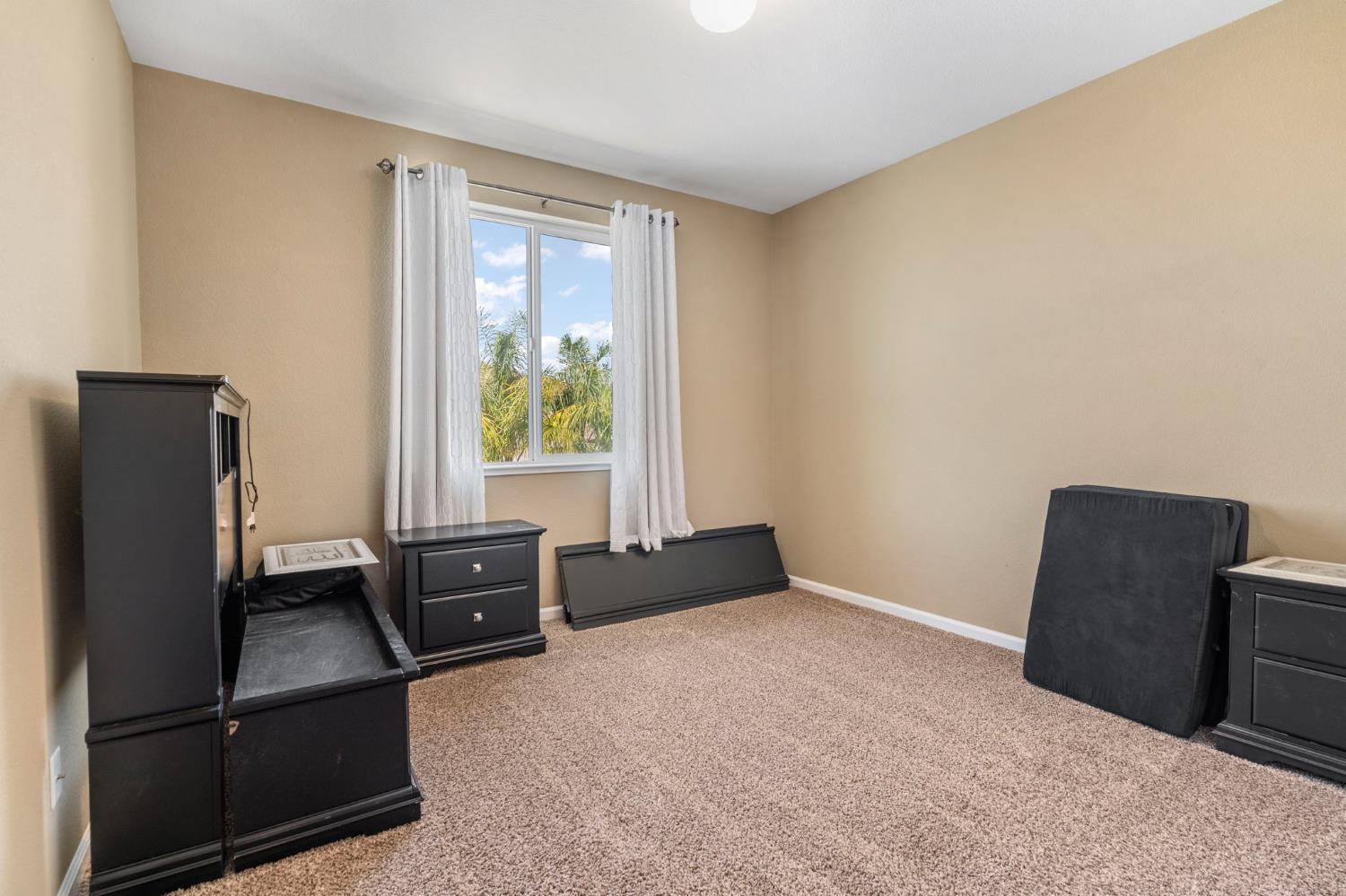 Detail Gallery Image 40 of 46 For 2317 Mathar Dr, Manteca,  CA 95337 - 5 Beds | 4/1 Baths