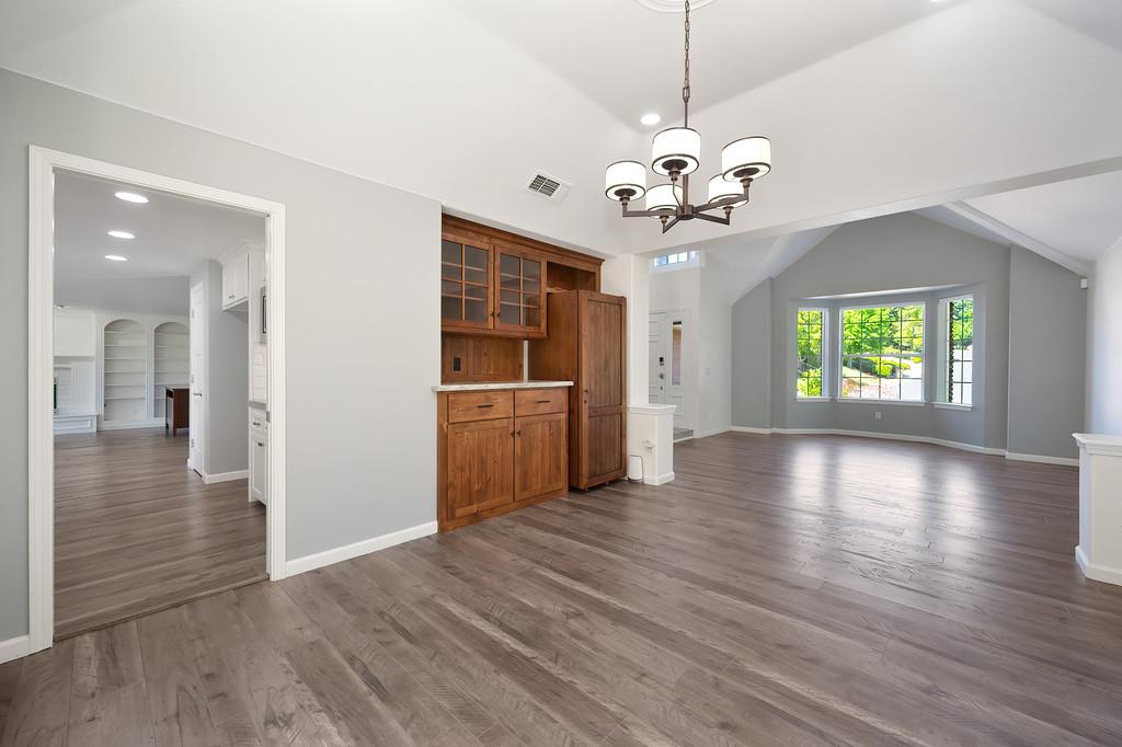 Detail Gallery Image 13 of 74 For 4715 Copperfield Cir, Granite Bay,  CA 95746 - 4 Beds | 3 Baths