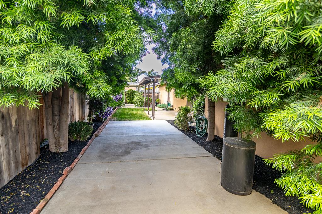 Detail Gallery Image 38 of 46 For 421 Becky Way, Waterford,  CA 95386 - 3 Beds | 2 Baths