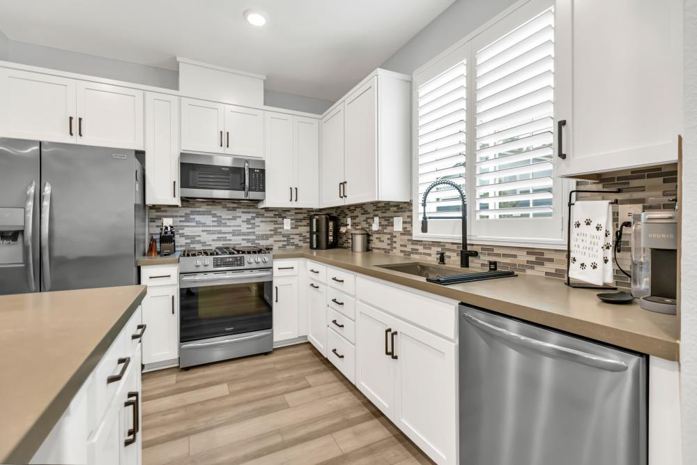 Tanager Court, West Sacramento, California image 11