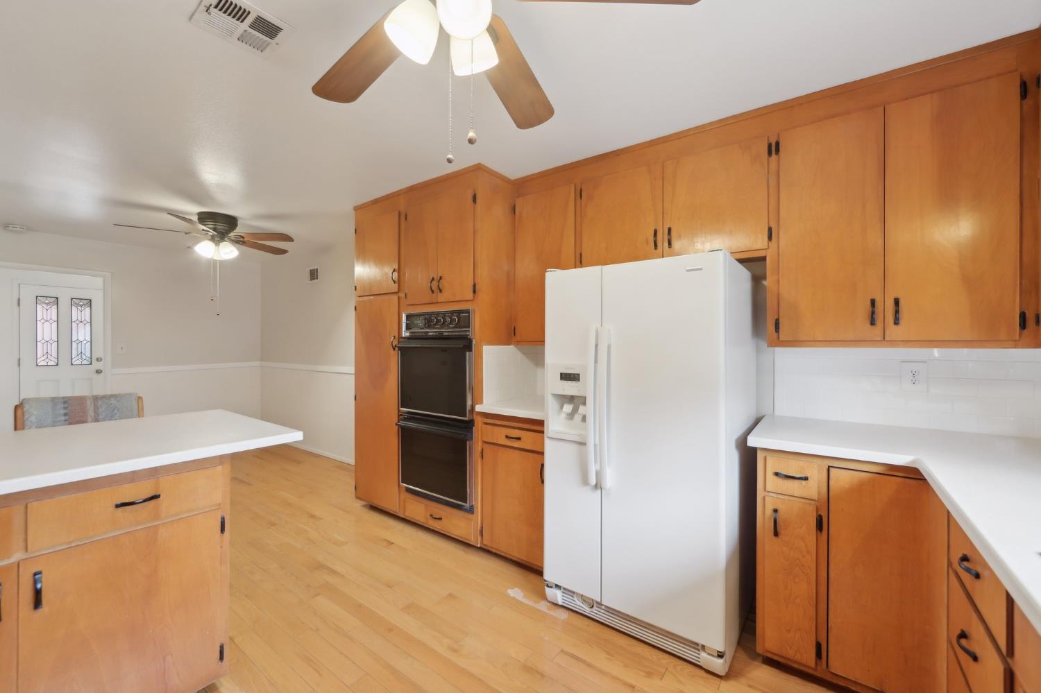 Detail Gallery Image 8 of 35 For 15735 Redondo Dr, Tracy,  CA 95304 - 3 Beds | 2 Baths