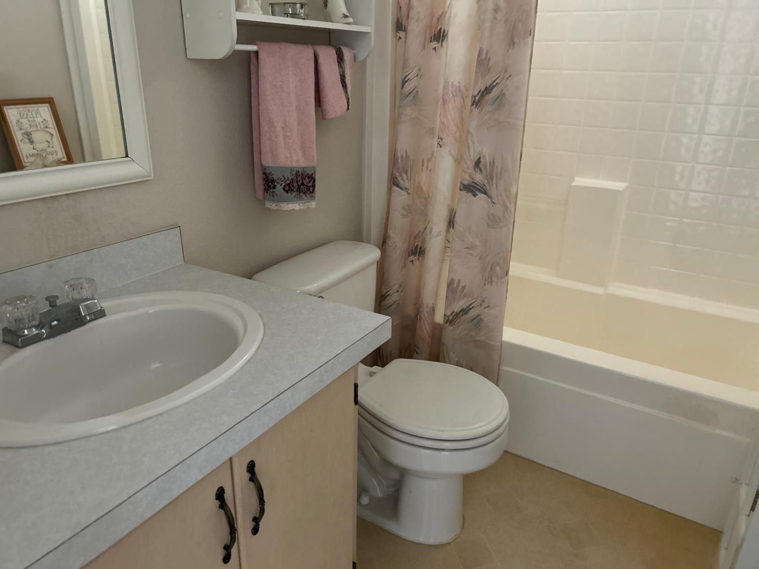 Detail Gallery Image 20 of 28 For 6305 Governors Ln 36, Sacramento,  CA 95828 - 3 Beds | 2 Baths