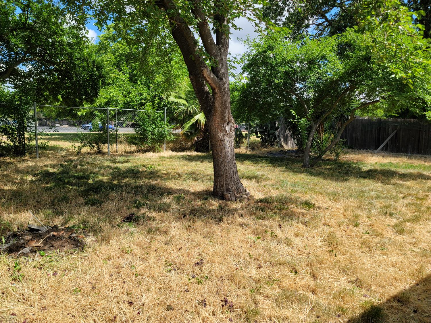 Loorz Court, Sacramento, California image 10