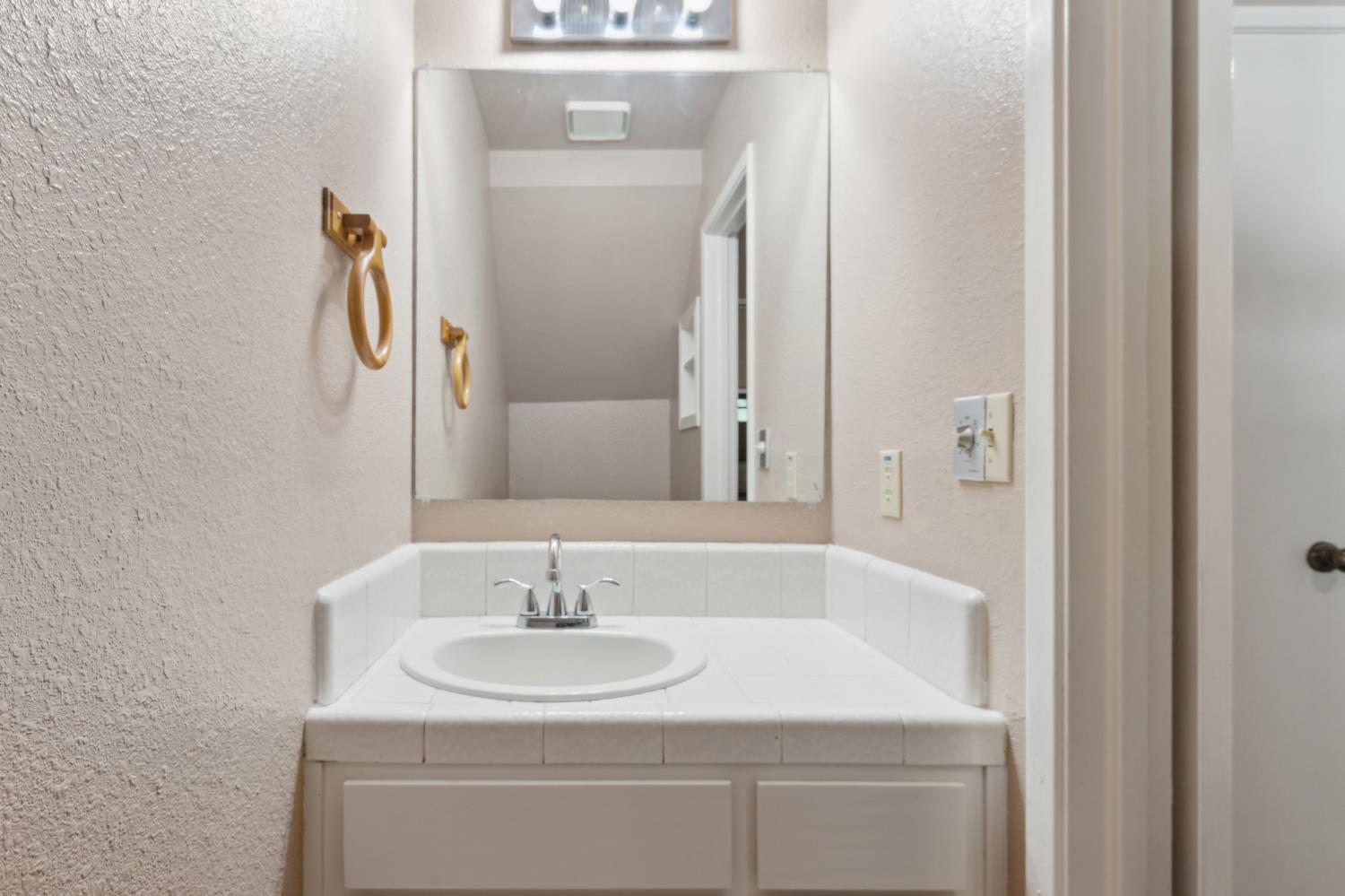 Detail Gallery Image 11 of 34 For 3350 M St #15,  Merced,  CA 95348 - 3 Beds | 2/1 Baths