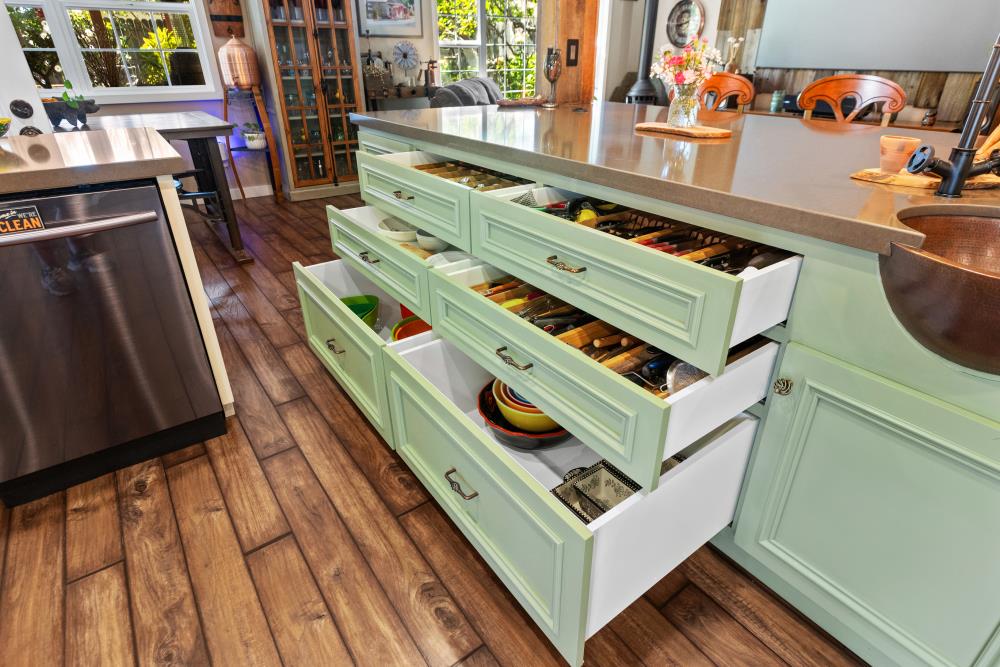 Detail Gallery Image 29 of 99 For 7020 Rathmore Ct, Elk Grove,  CA 95758 - 3 Beds | 2/1 Baths