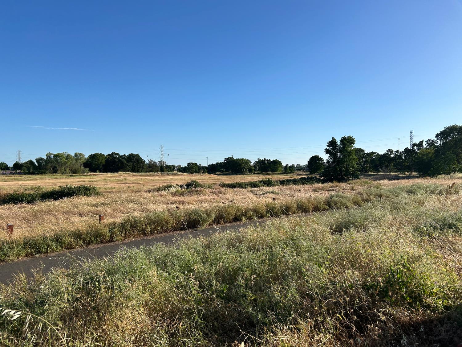 Ogden Ranch Road, Sacramento, California image 23