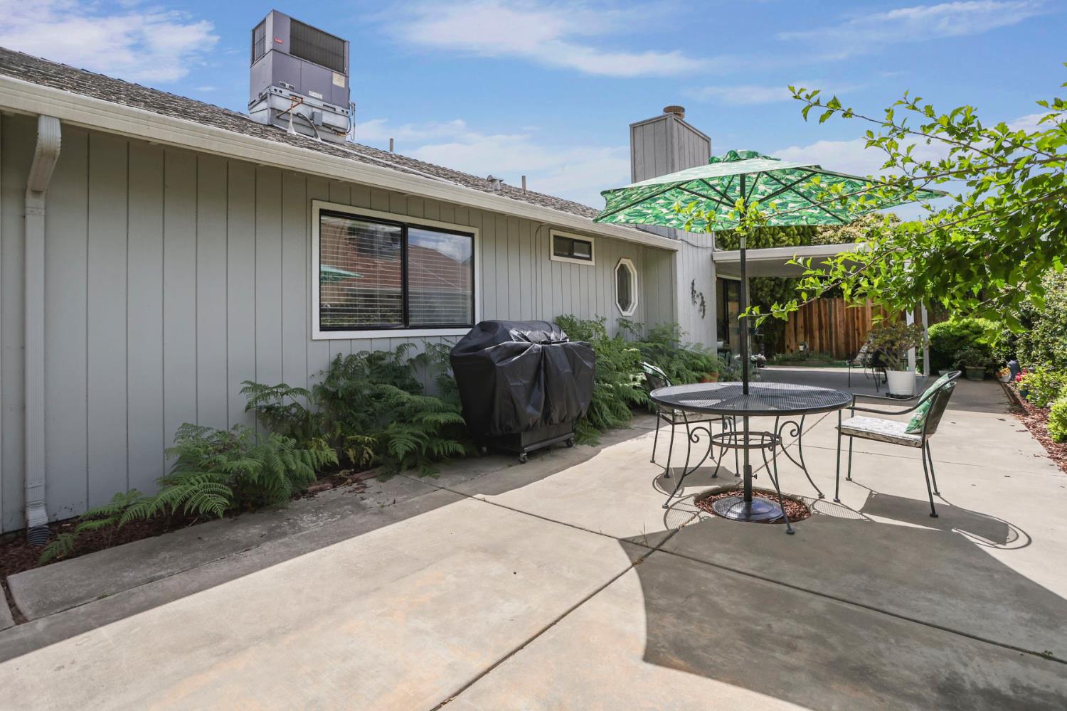 Detail Gallery Image 26 of 30 For 403 Valley Ave, Lodi,  CA 95240 - 3 Beds | 2 Baths
