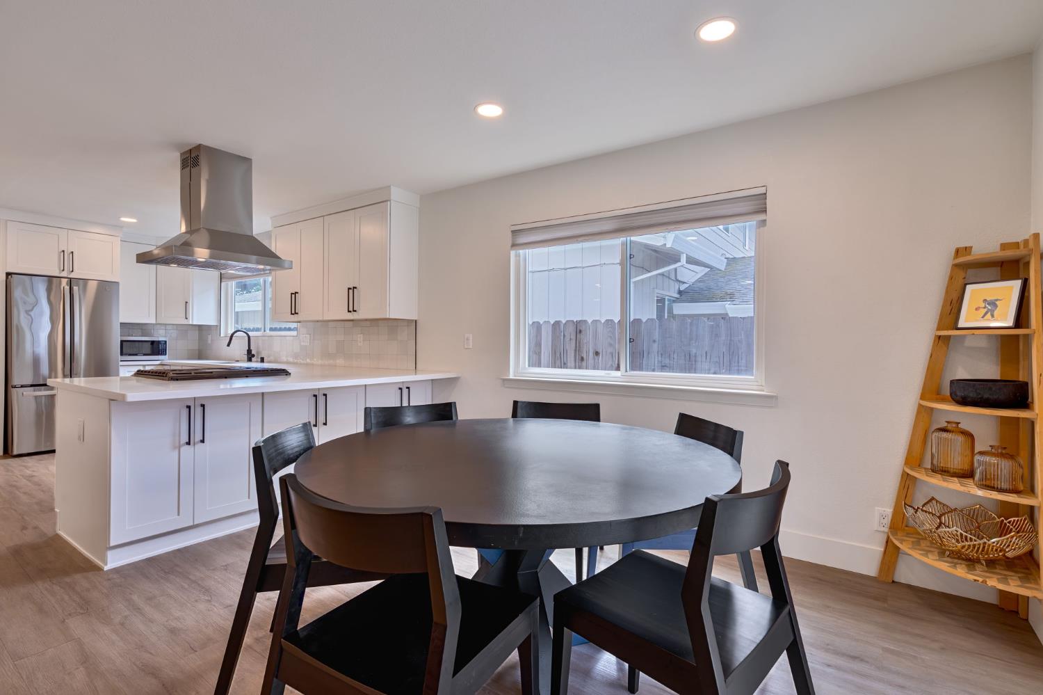 Detail Gallery Image 16 of 46 For 6469 Woodhills Way, Citrus Heights,  CA 95621 - 3 Beds | 2 Baths