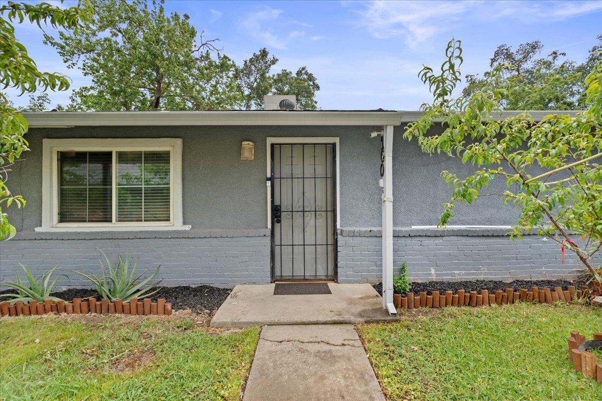 164 Santiago Avenue, Sacramento, California image 13