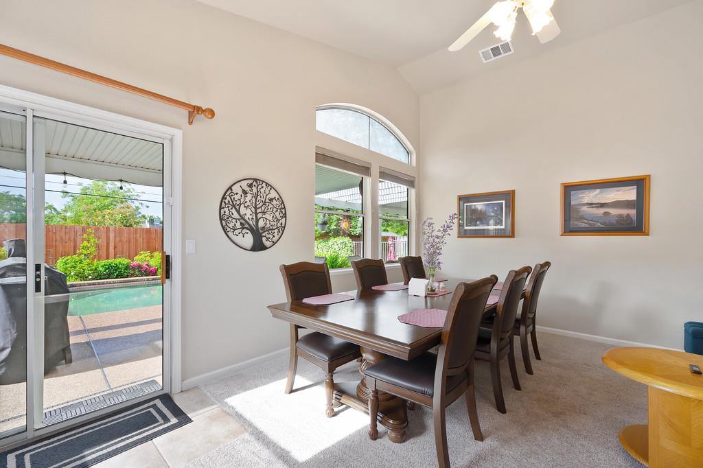Detail Gallery Image 13 of 46 For 8958 Augustine Ct, Orangevale,  CA 95662 - 3 Beds | 2 Baths