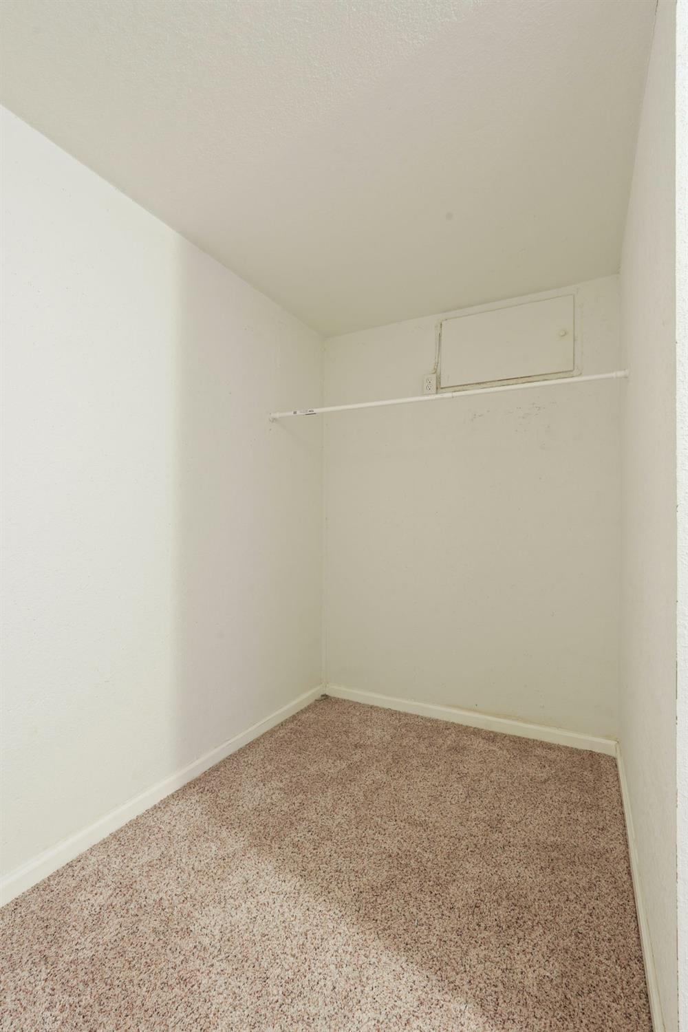 Detail Gallery Image 42 of 49 For 205 S Crescent Ave, Lodi,  CA 95240 - 3 Beds | 2 Baths