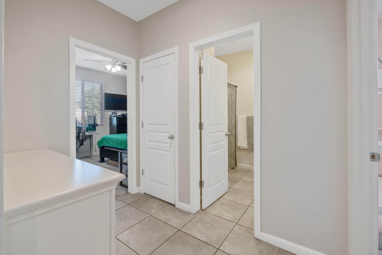 Detail Gallery Image 24 of 45 For 1066 Jade Way, Lemoore,  CA 93245 - 3 Beds | 2 Baths