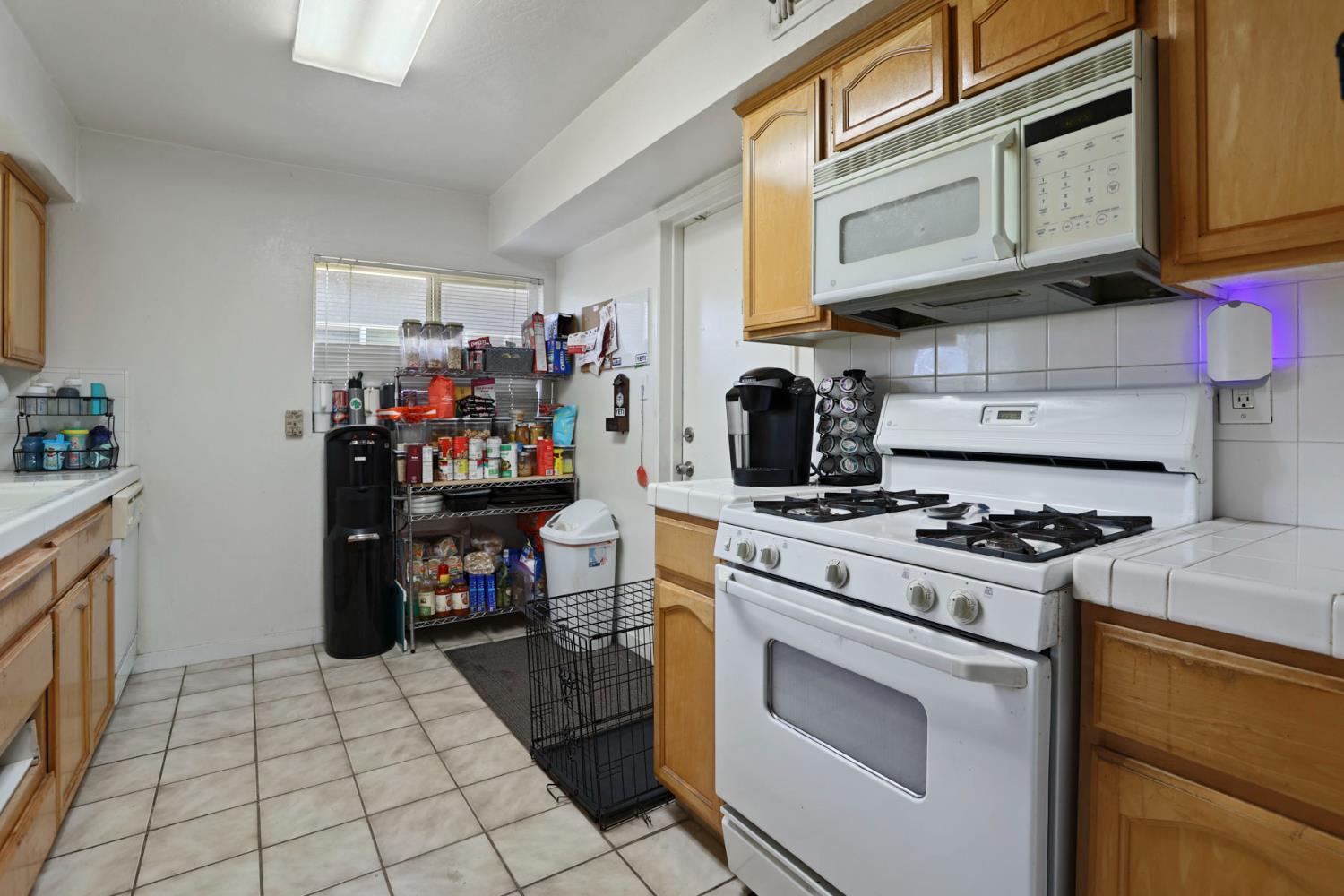 Detail Gallery Image 12 of 20 For 1631 Polk Way, Stockton,  CA 95207 - 2 Beds | 1 Baths