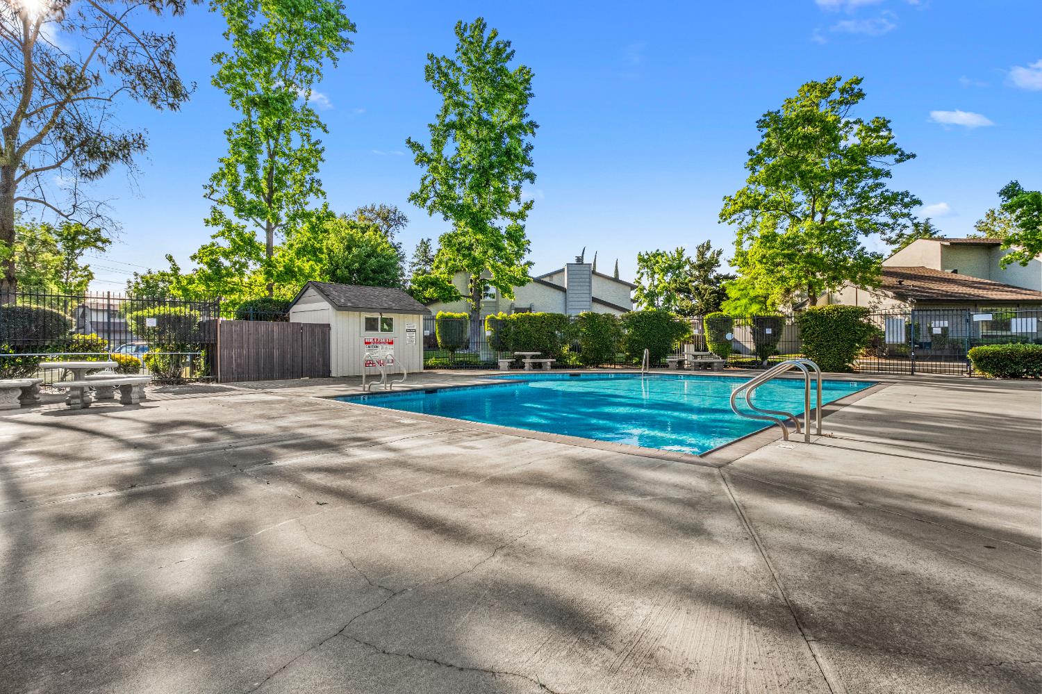 Holly Spring Court, Citrus Heights, California image 46