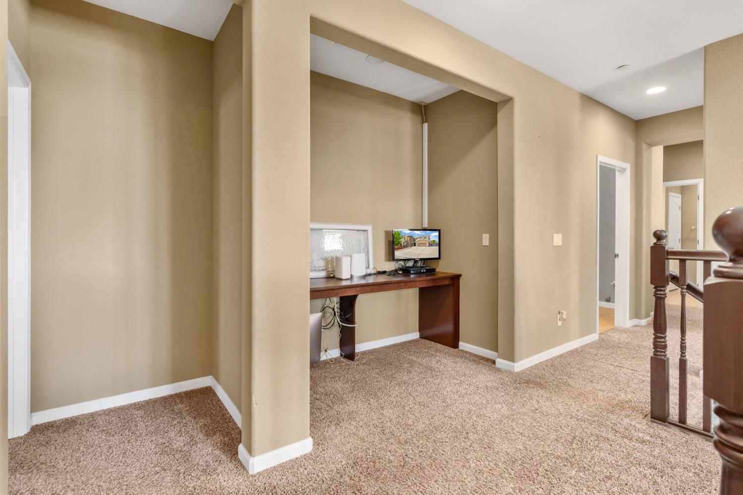 Detail Gallery Image 34 of 46 For 2317 Mathar Dr, Manteca,  CA 95337 - 5 Beds | 4/1 Baths