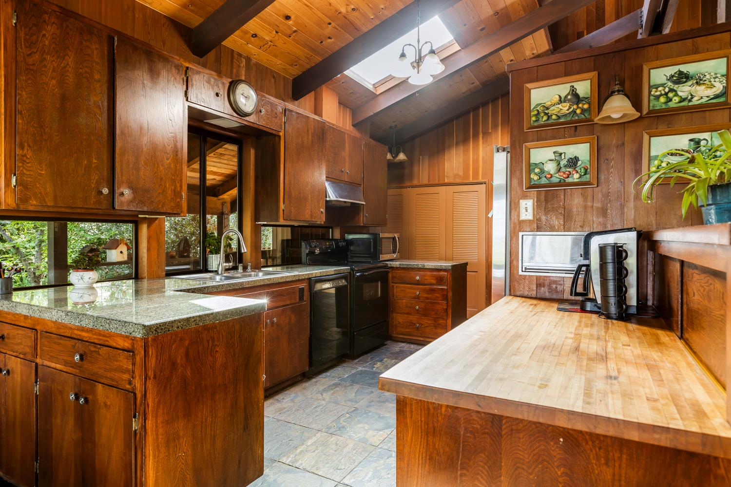 Nottingham Lane, Grass Valley, California image 14