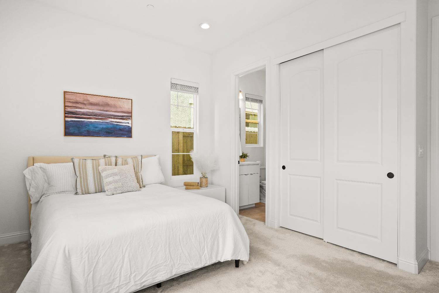Detail Gallery Image 10 of 71 For 12840 Pier View Way, Rancho Cordova,  CA 95742 - 4 Beds | 3/1 Baths