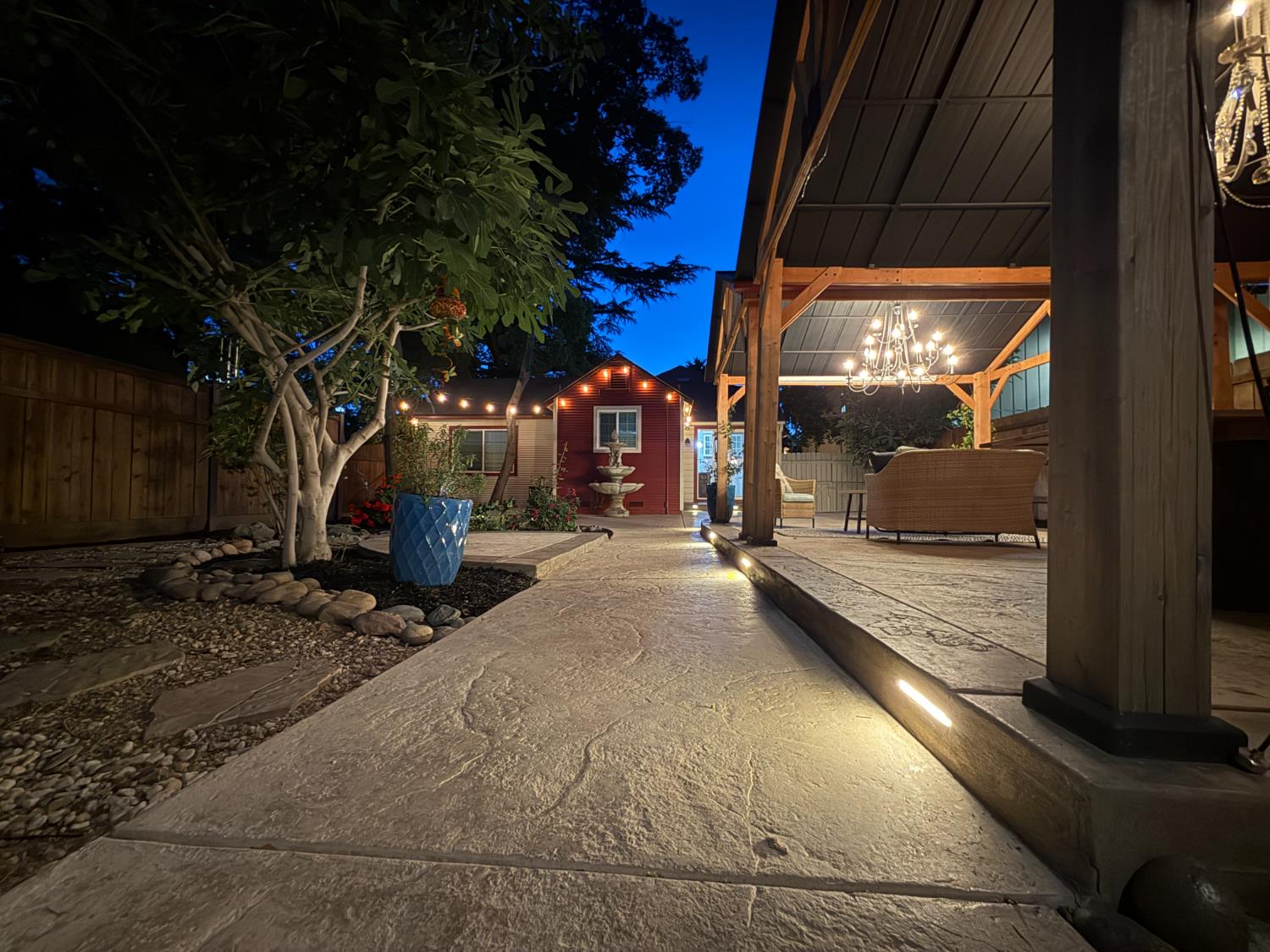 N Pleasant Avenue, Lodi, California image 16