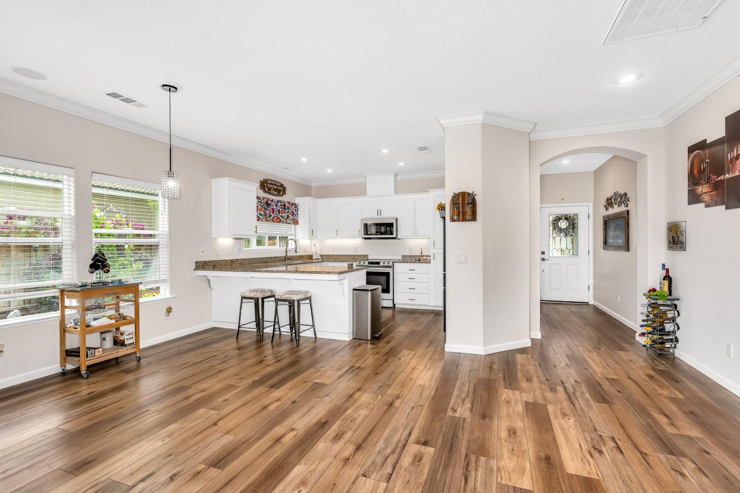 Detail Gallery Image 15 of 48 For 3008 La Vina Cir, Los Banos,  CA 93635 - 3 Beds | 2 Baths