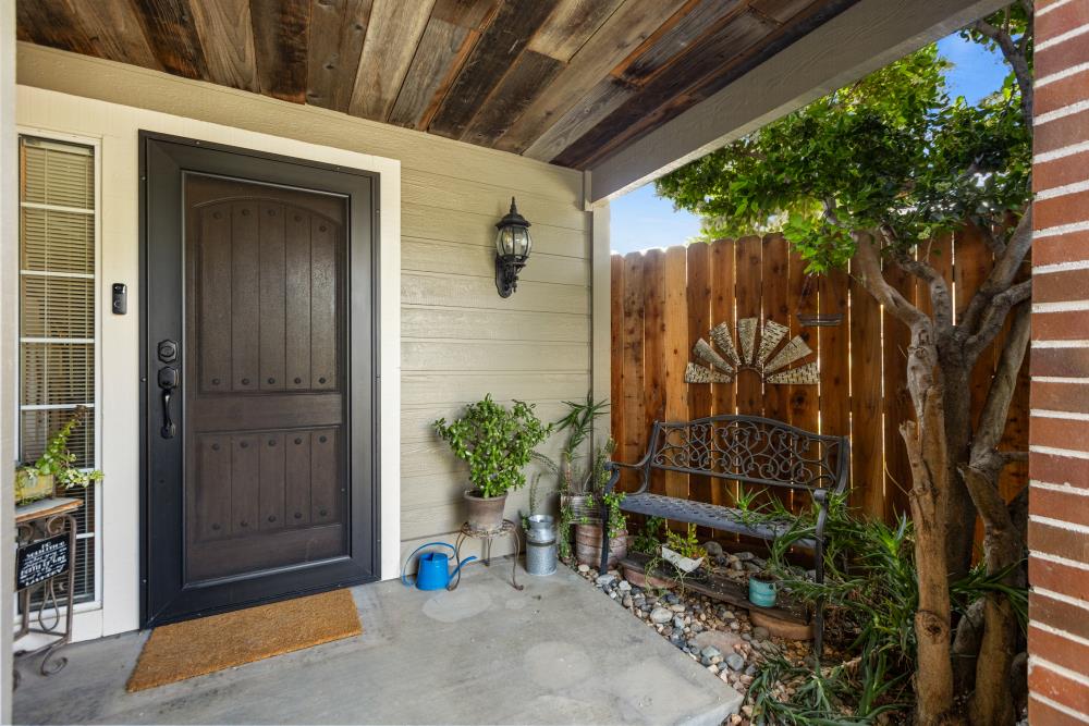 Detail Gallery Image 5 of 99 For 7020 Rathmore Ct, Elk Grove,  CA 95758 - 3 Beds | 2/1 Baths