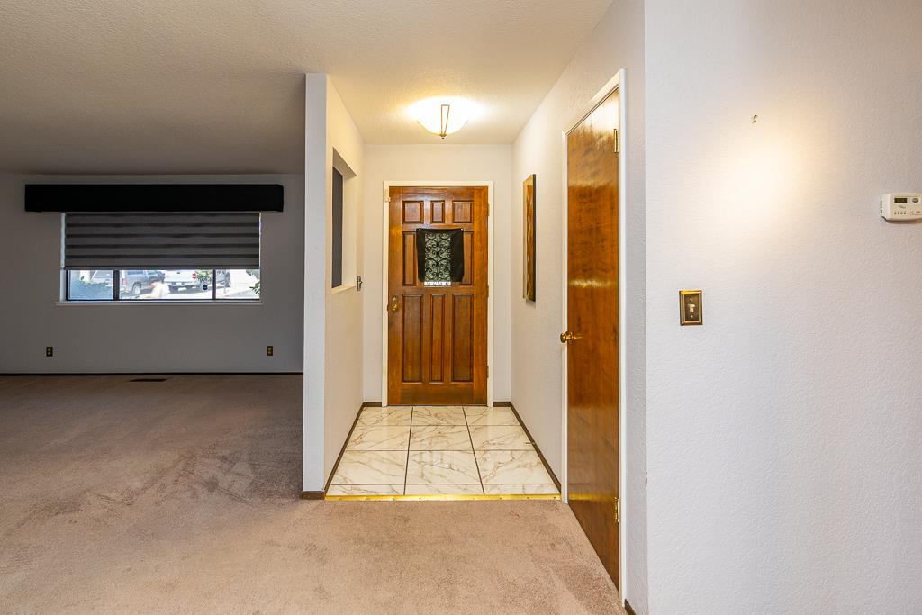 Detail Gallery Image 18 of 46 For 421 Becky Way, Waterford,  CA 95386 - 3 Beds | 2 Baths
