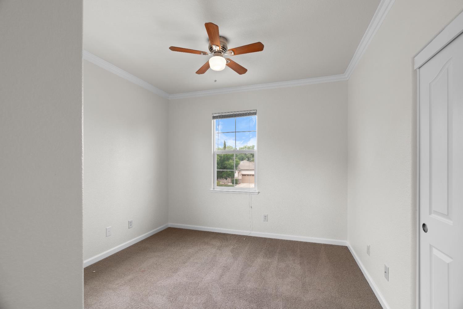 Detail Gallery Image 17 of 39 For 17636 Red Barley Ct, Lathrop,  CA 95330 - 3 Beds | 2/1 Baths