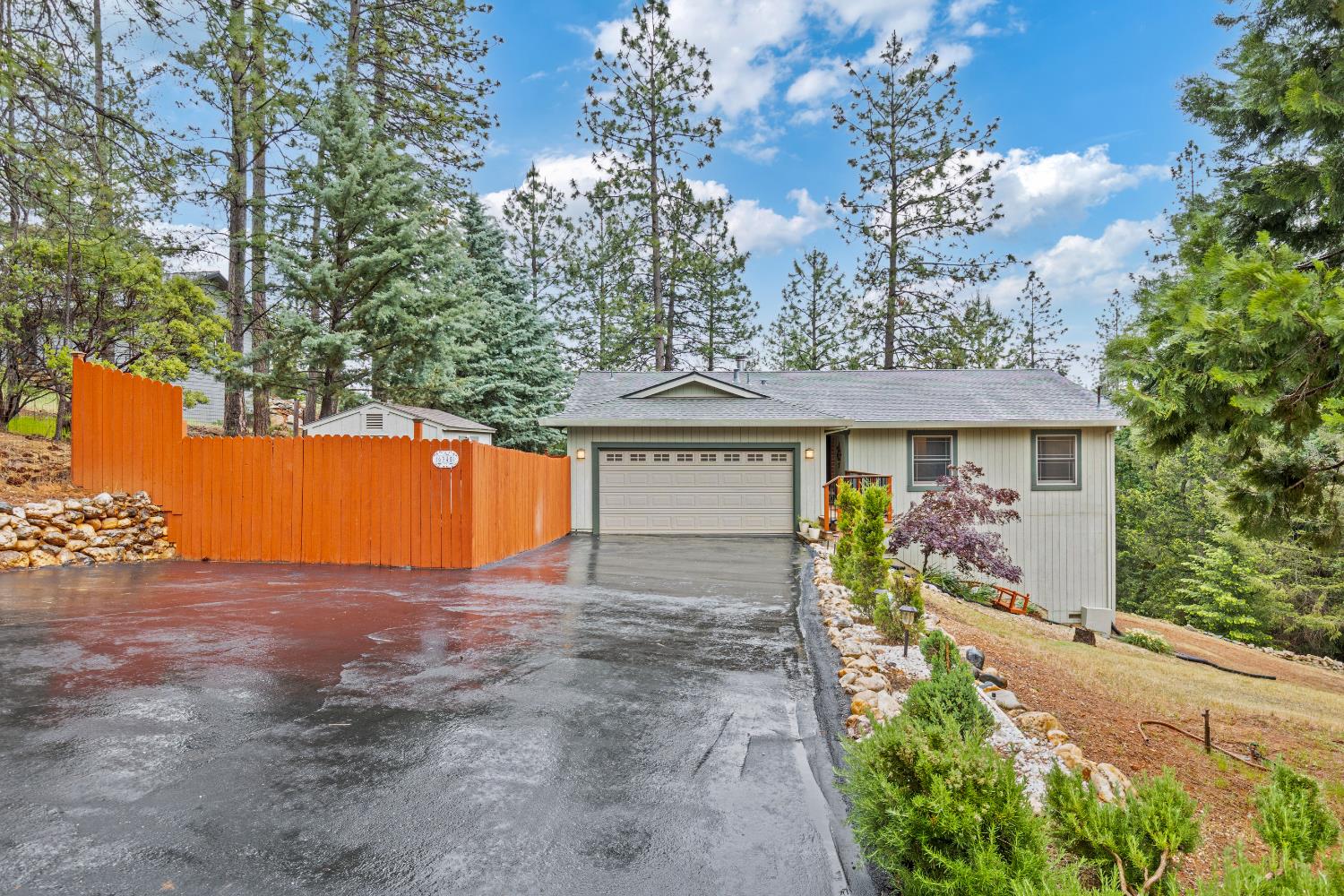 Green Leaf Lane, Foresthill, California image 2
