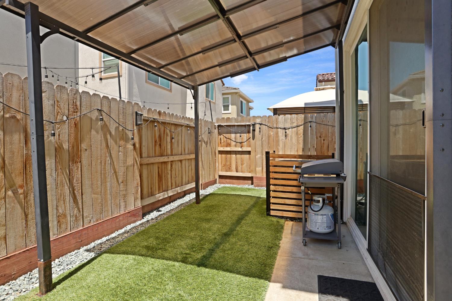 Detail Gallery Image 36 of 38 For 3921 Dedication Dr, Turlock,  CA 95382 - 3 Beds | 2/1 Baths
