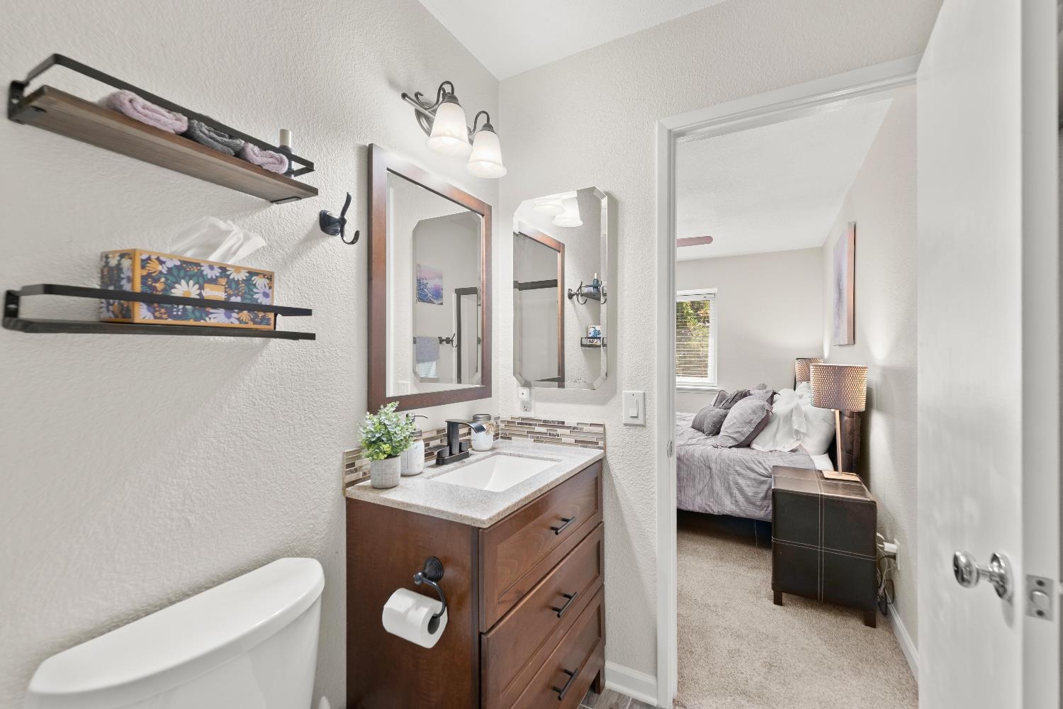 Ivy Lane, Antioch, California image 38