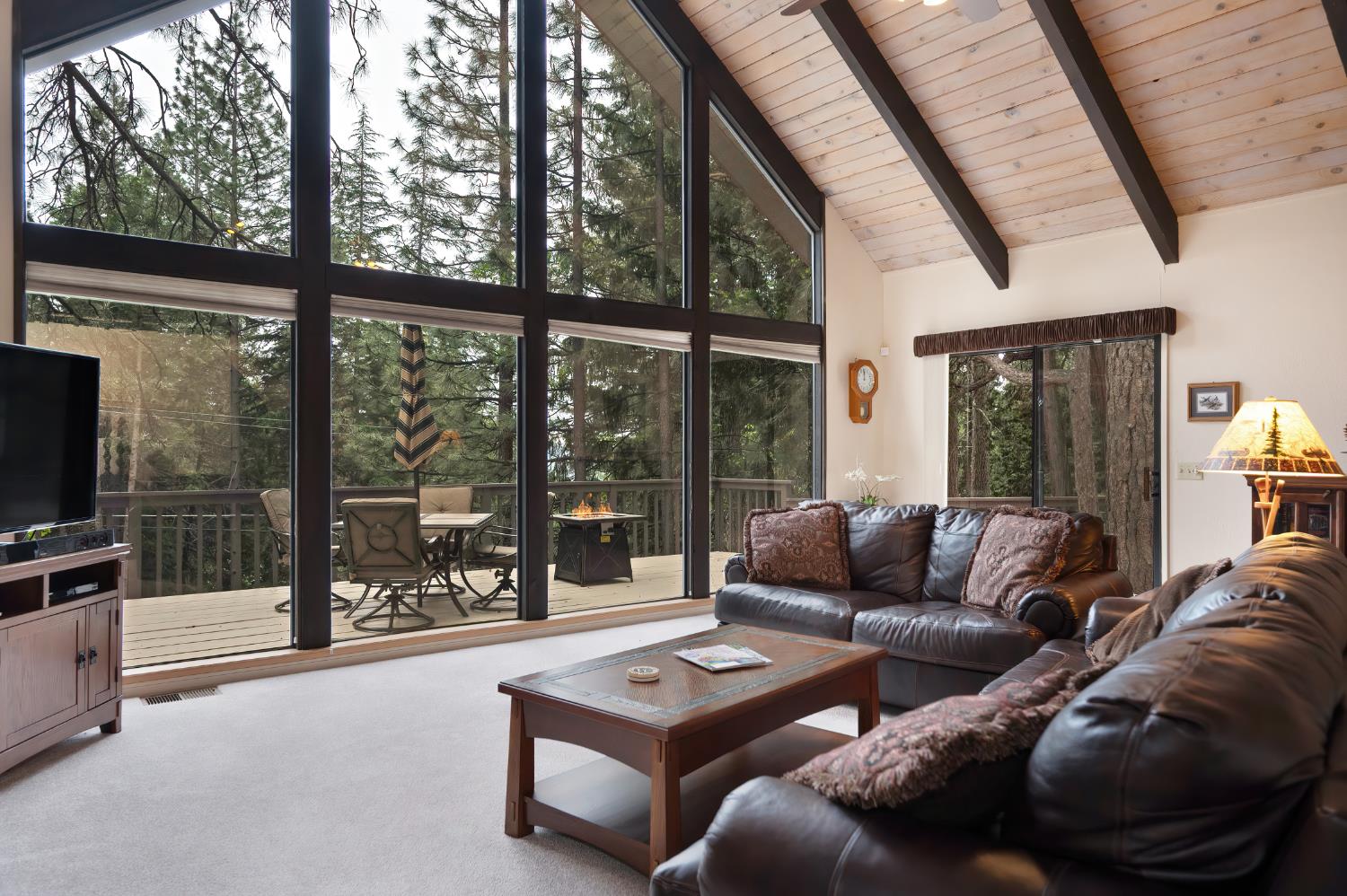 Detail Gallery Image 11 of 54 For 4362 Lakeridge Dr, Pollock Pines,  CA 95726 - 2 Beds | 2 Baths
