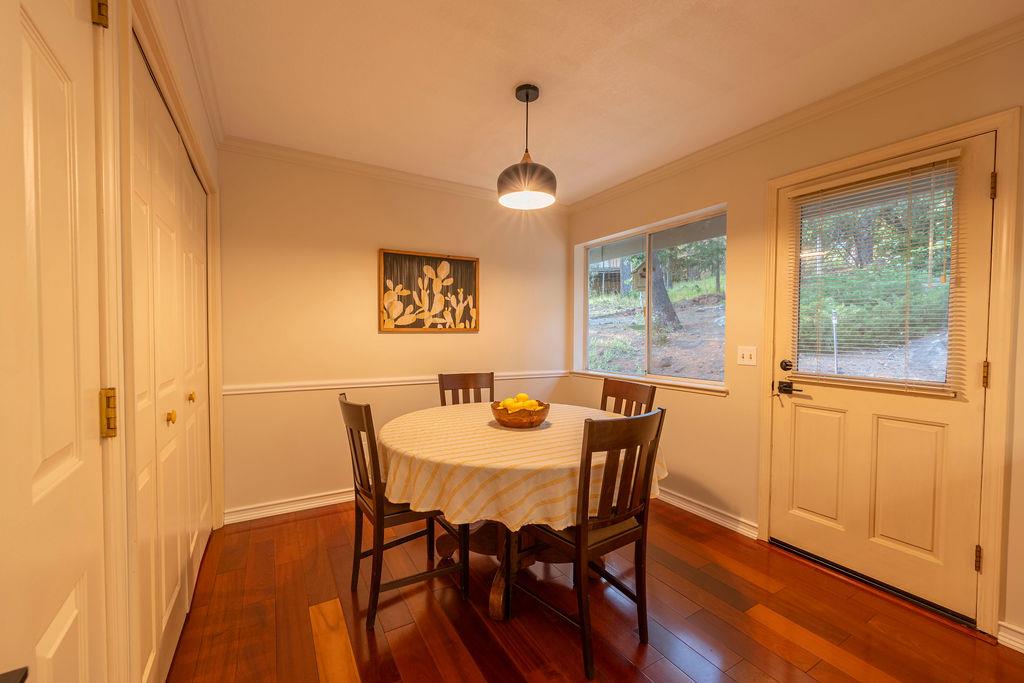 Alioto Drive, Grass Valley, California image 32
