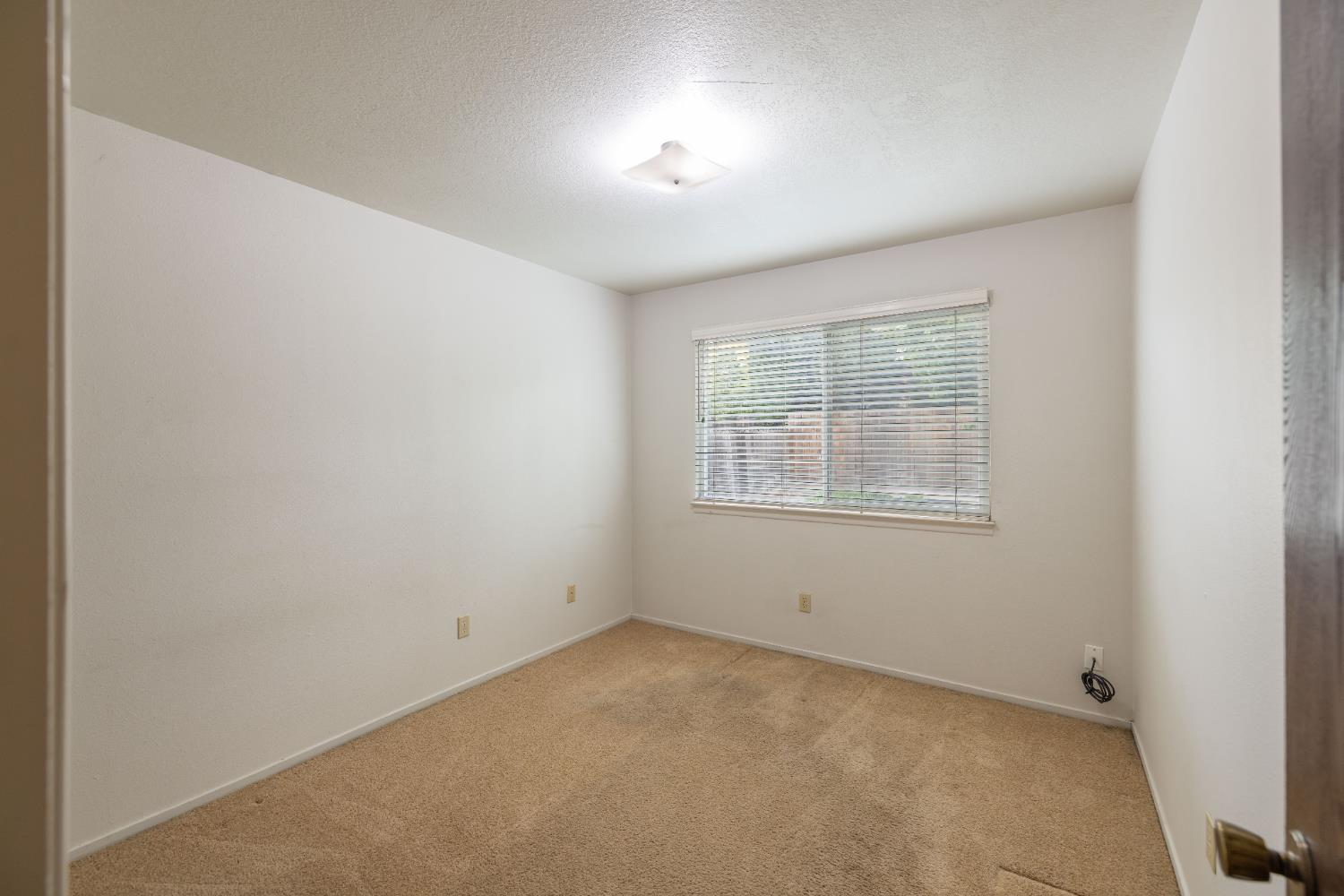 Detail Gallery Image 30 of 52 For 1917 Santa Fe Dr, Stockton,  CA 95209 - 4 Beds | 3 Baths