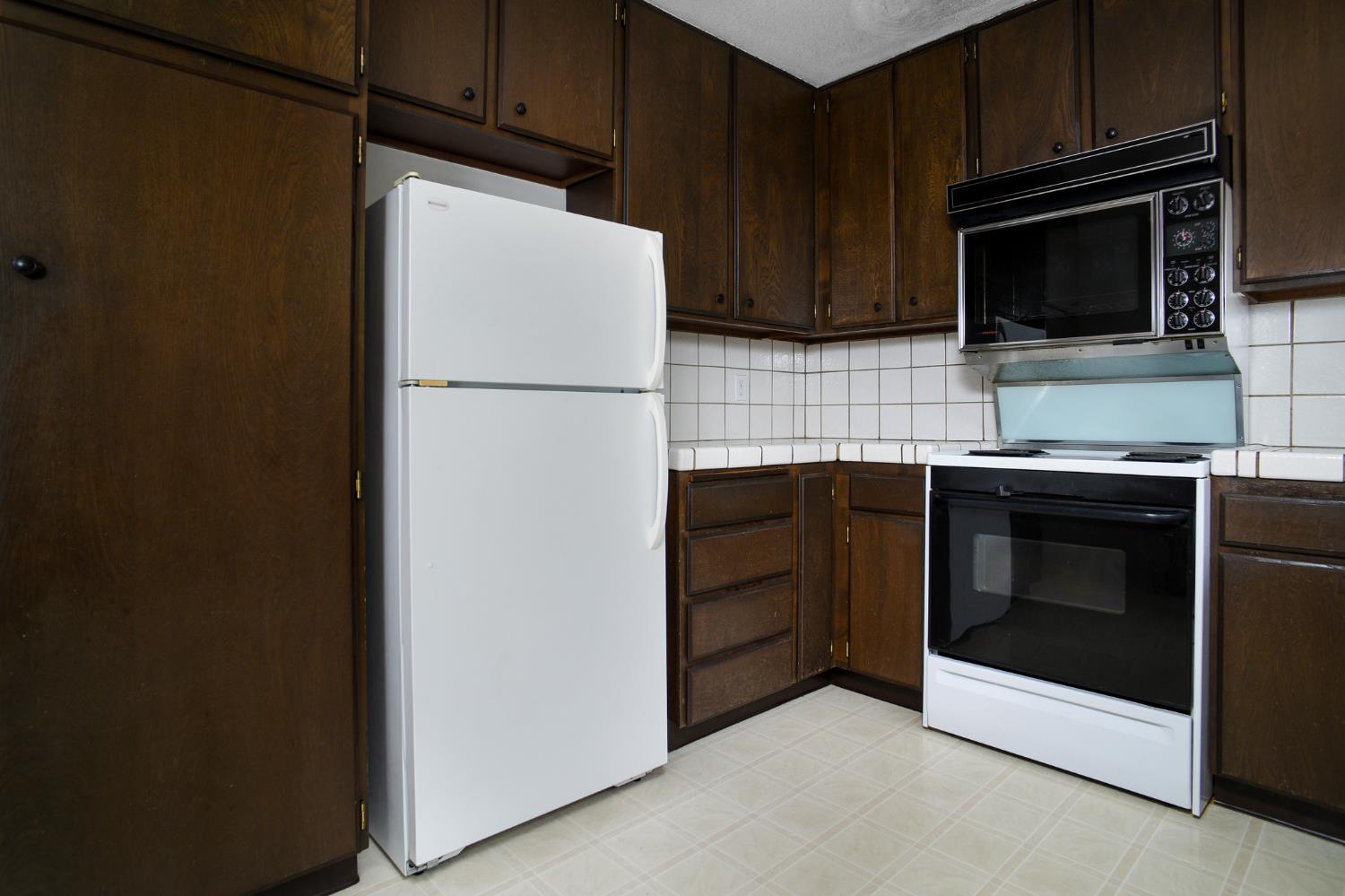 Detail Gallery Image 6 of 30 For 1112 Vanderbilt Way, Sacramento,  CA 95825 - 2 Beds | 2 Baths