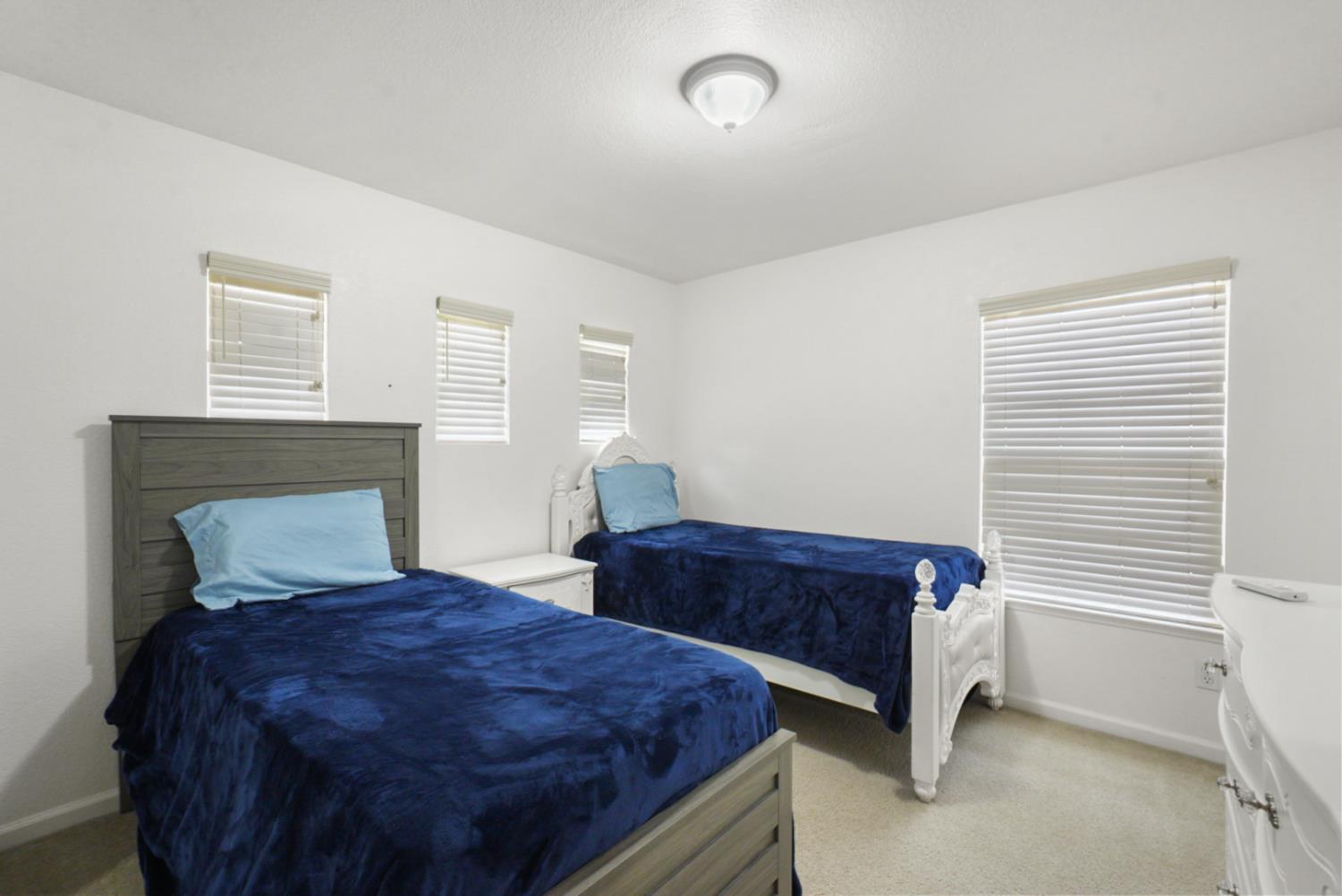 Detail Gallery Image 22 of 36 For 1408 Mendocino Creek Dtive, Patterson,  CA 95363 - 5 Beds | 3/1 Baths
