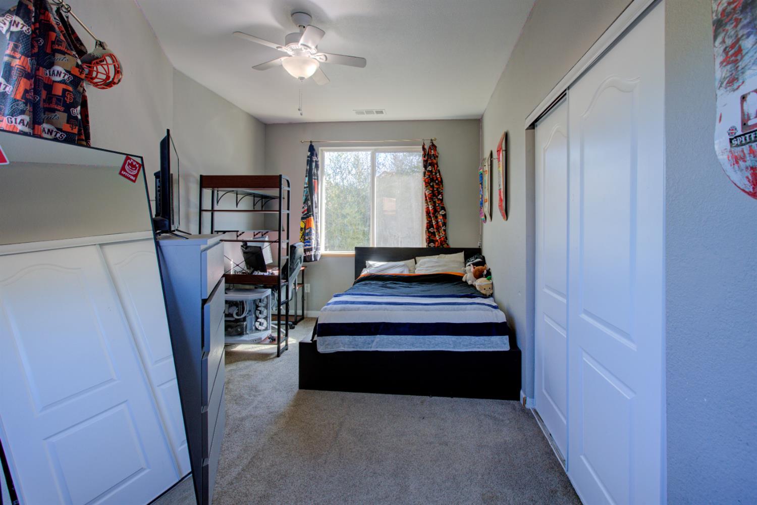 Detail Gallery Image 32 of 49 For 2341 Summersong Ct, Turlock,  CA 95382 - 6 Beds | 3 Baths
