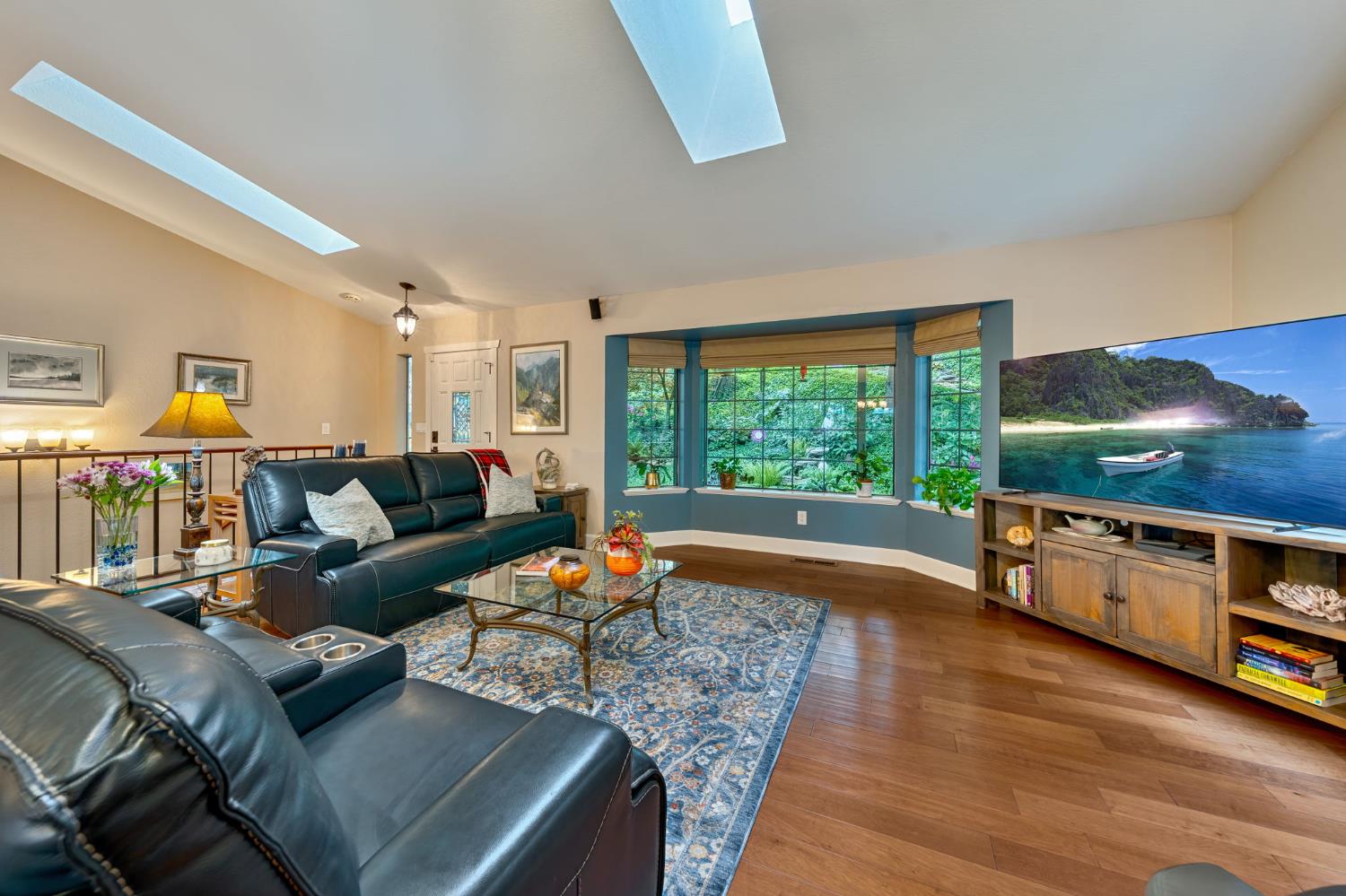 Detail Gallery Image 2 of 49 For 4038 Opal Trl, Pollock Pines,  CA 95726 - 3 Beds | 2 Baths