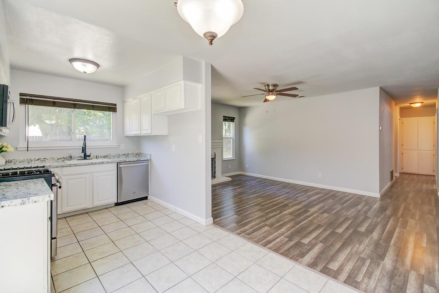 Detail Gallery Image 9 of 35 For 8258 Cordelia Cir, Citrus Heights,  CA 95621 - 3 Beds | 1 Baths