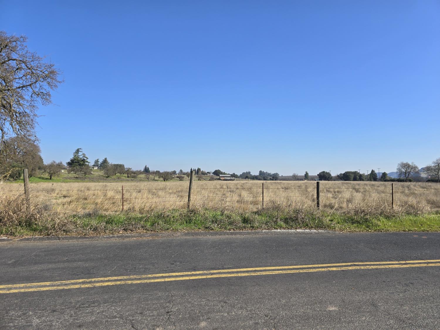 Detail Gallery Image 6 of 20 For 15601 Orange Blossom Rd, Oakdale,  CA 95361 - 2 Beds | 2 Baths