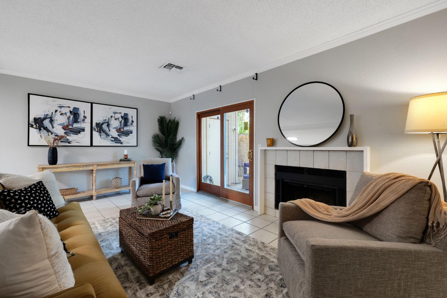 Photo #3: 225062659 Listing 
