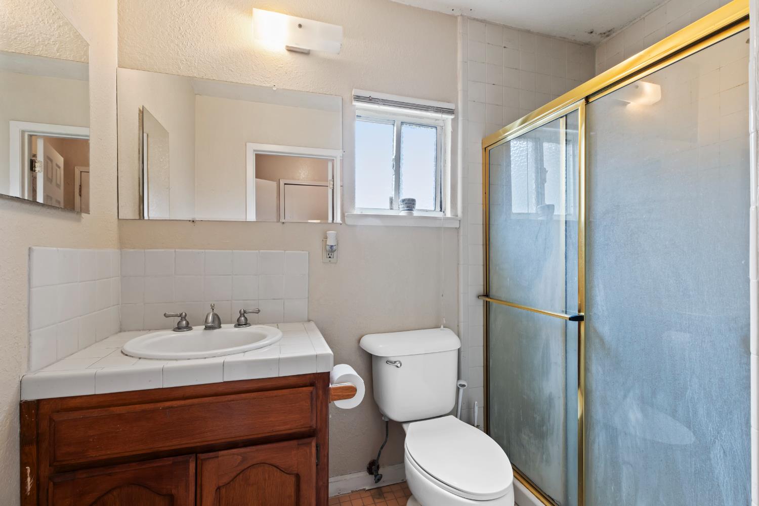 Detail Gallery Image 20 of 43 For 2037 Wally Ct, Modesto,  CA 95350 - 3 Beds | 3 Baths